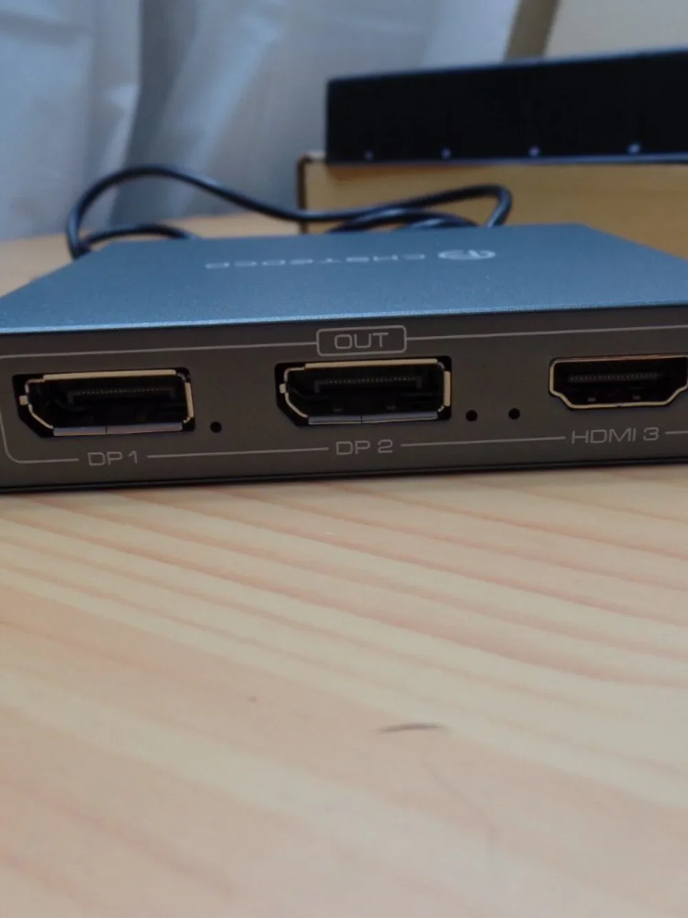 DisplayPort Splitter for 3 Monitors Extended Display Adapter 1 in 3 Out - NEW
